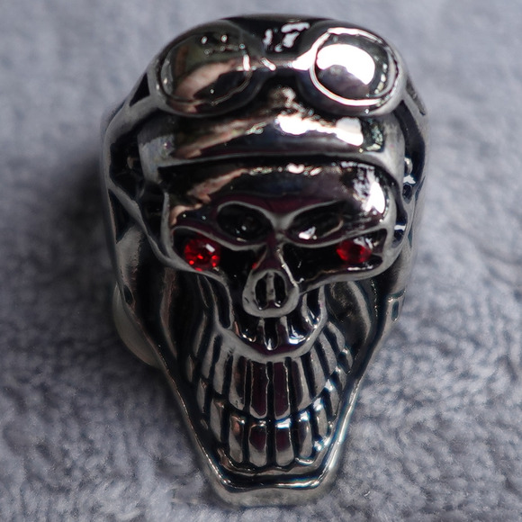Stainless Steel Skull Ring Size 11 with Motorcycle goggles RSRN-620 - Picture 3 of 5
